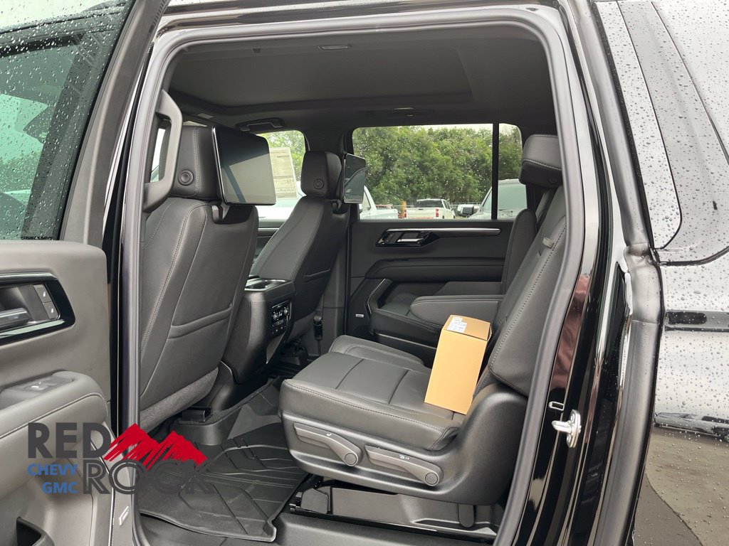New 2026 Chevrolet Suburban Z71 w/ Z71 Off-Road Package AWD/4WD image 11