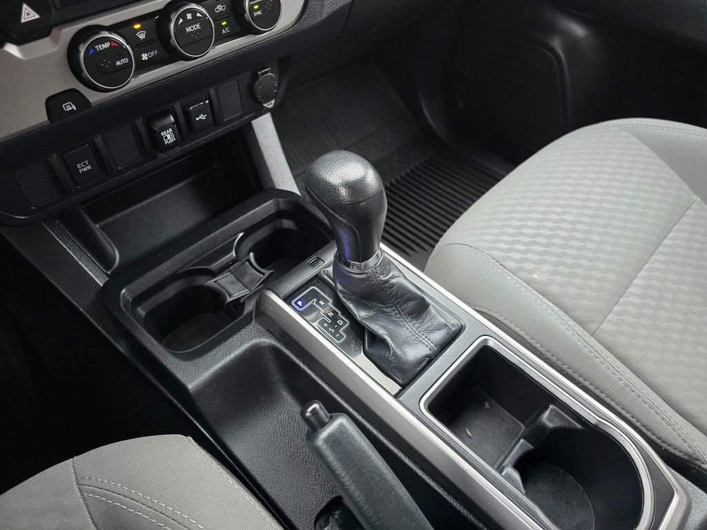 Used 2022 Toyota Tacoma SR5 image 37