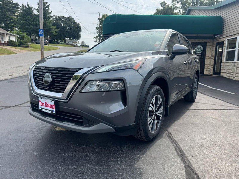 Used 2023 Nissan Rogue SV AWD/4WD image 3