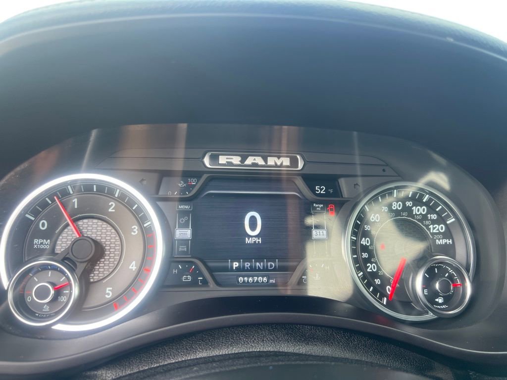 Used 2024 RAM 2500 Laramie w/ Night Edition image 26