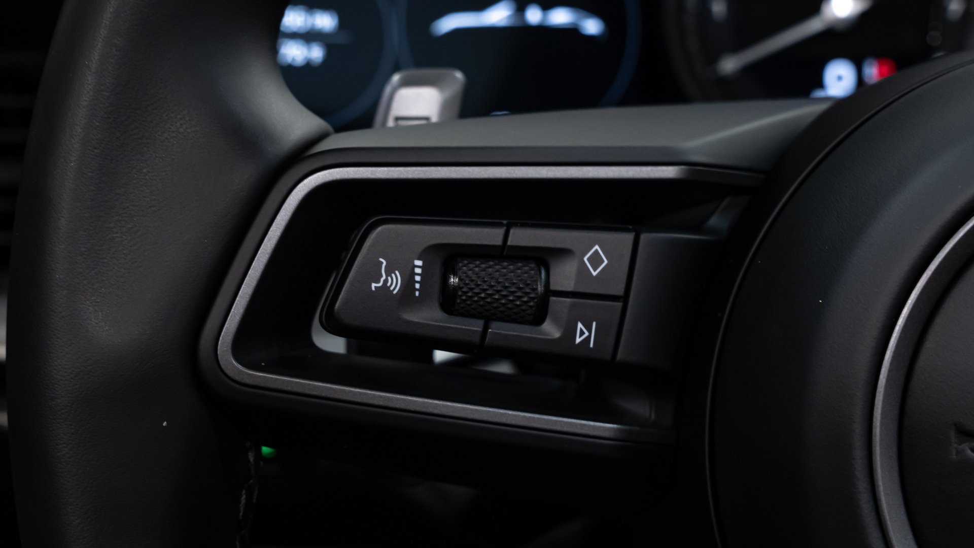 Used 2022 Porsche 911 Carrera image 54