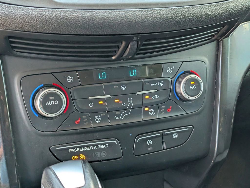 Used 2019 Ford Escape SE image 27