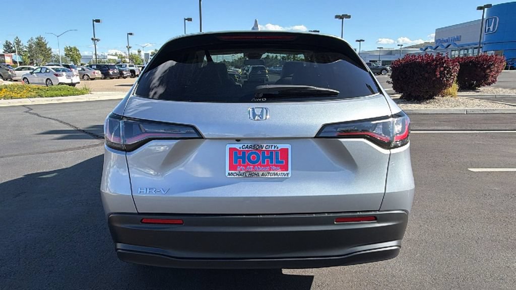 New 2027 Honda HR-V LX image 4