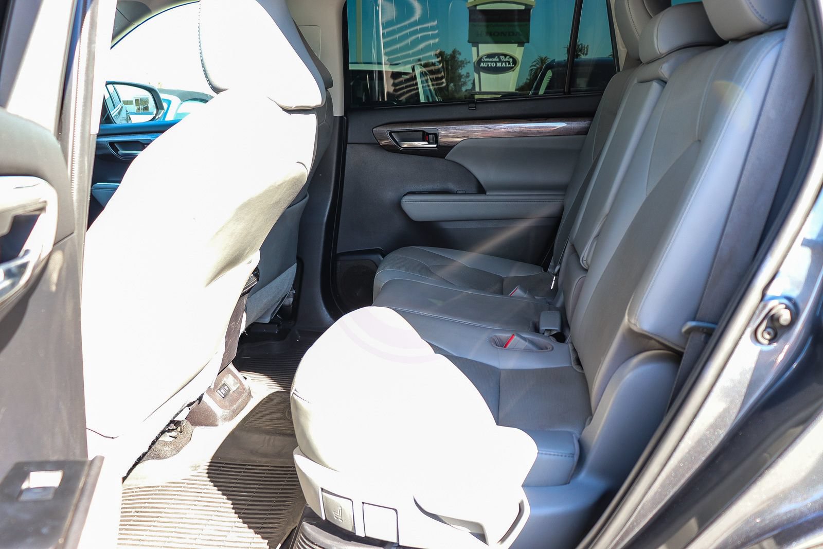 Used 2021 Toyota Highlander Limited AWD/4WD image 14