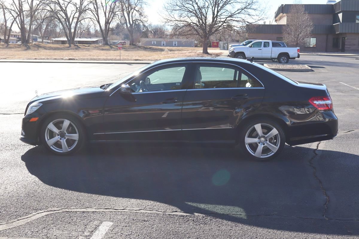 Used 2011 Mercedes-Benz E 350 4MATIC image 9