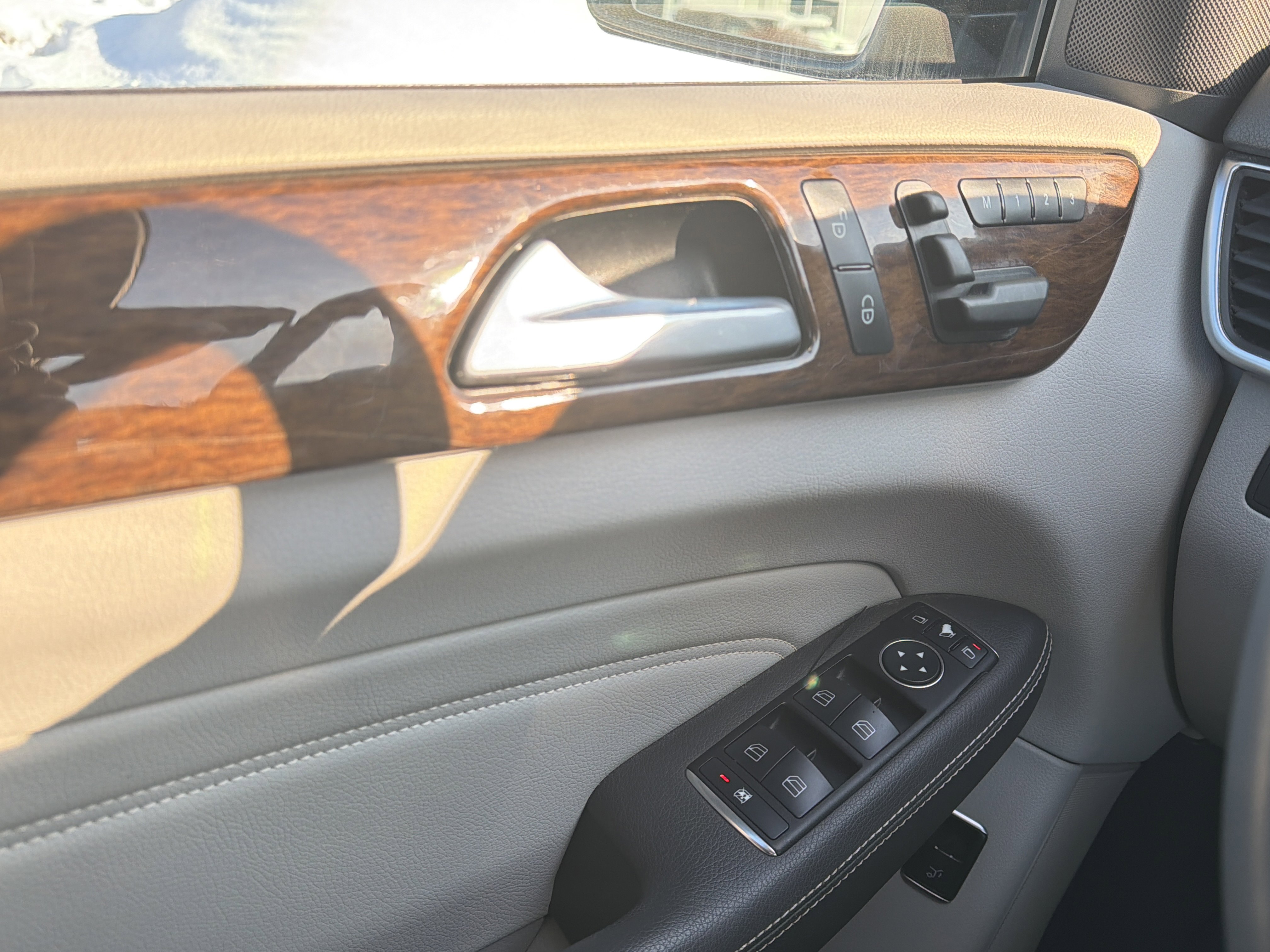 Used 2012 Mercedes-Benz ML 350 4MATIC image 24