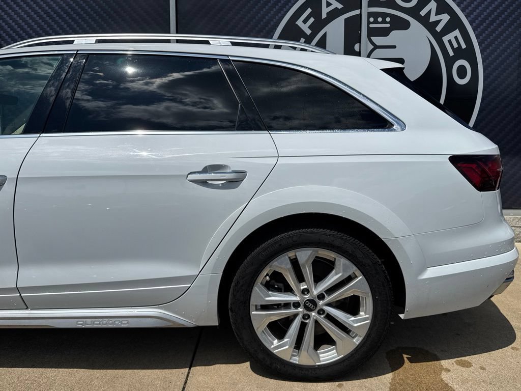 Used 2021 Audi A4 2.0T allroad Premium Plus AWD/4WD image 14