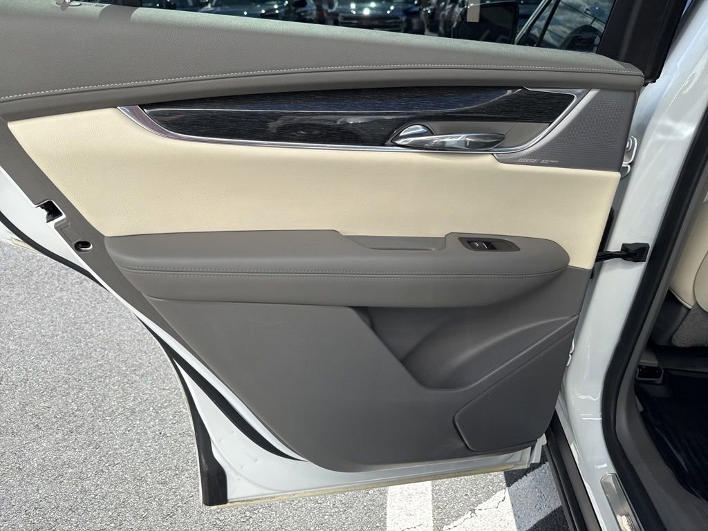 Used 2021 Cadillac XT6 Premium Luxury w/ LPO, Floor Liner Package image 37