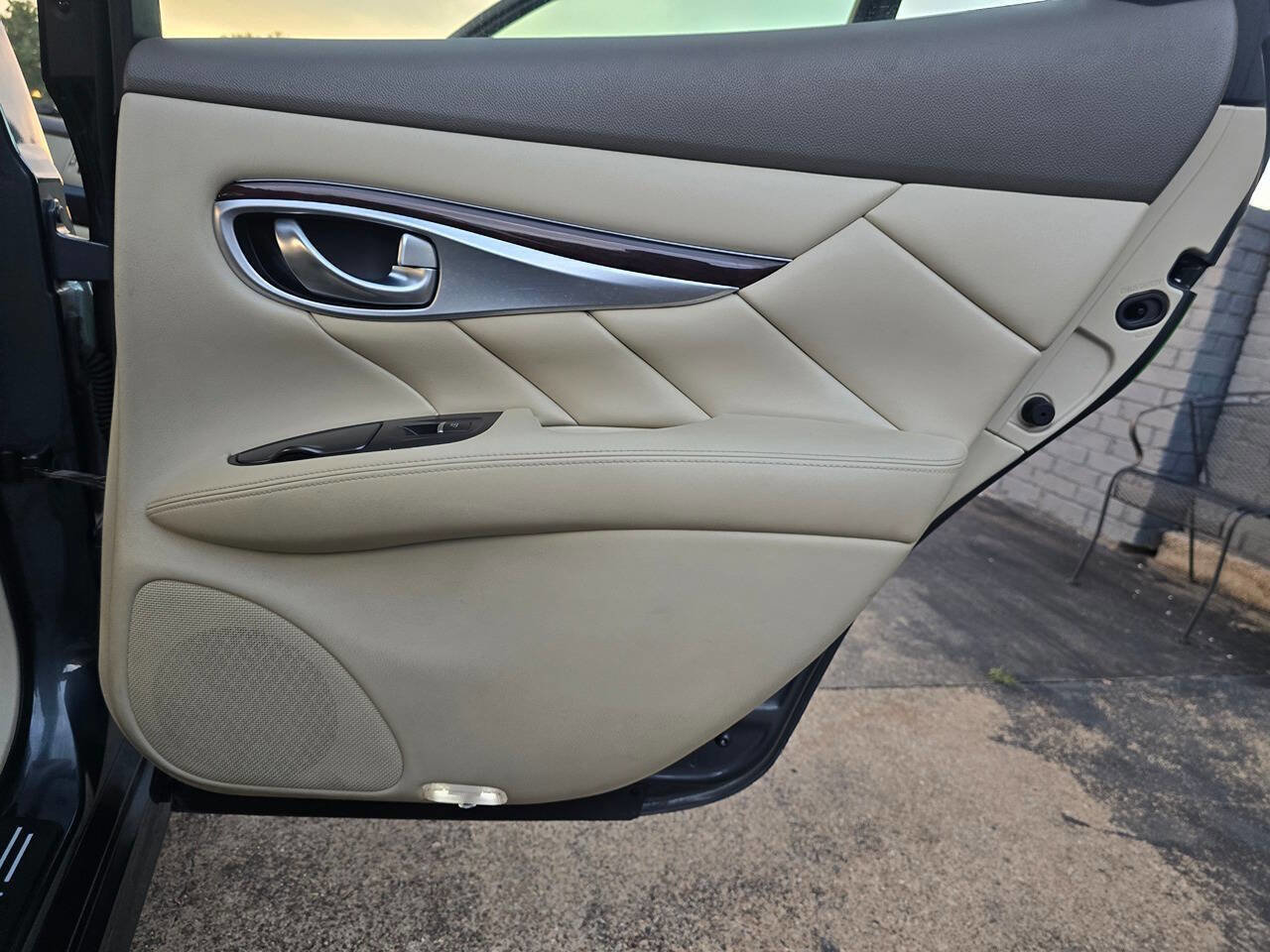 Used 2012 INFINITI M37 w/ Premium Pkg image 20