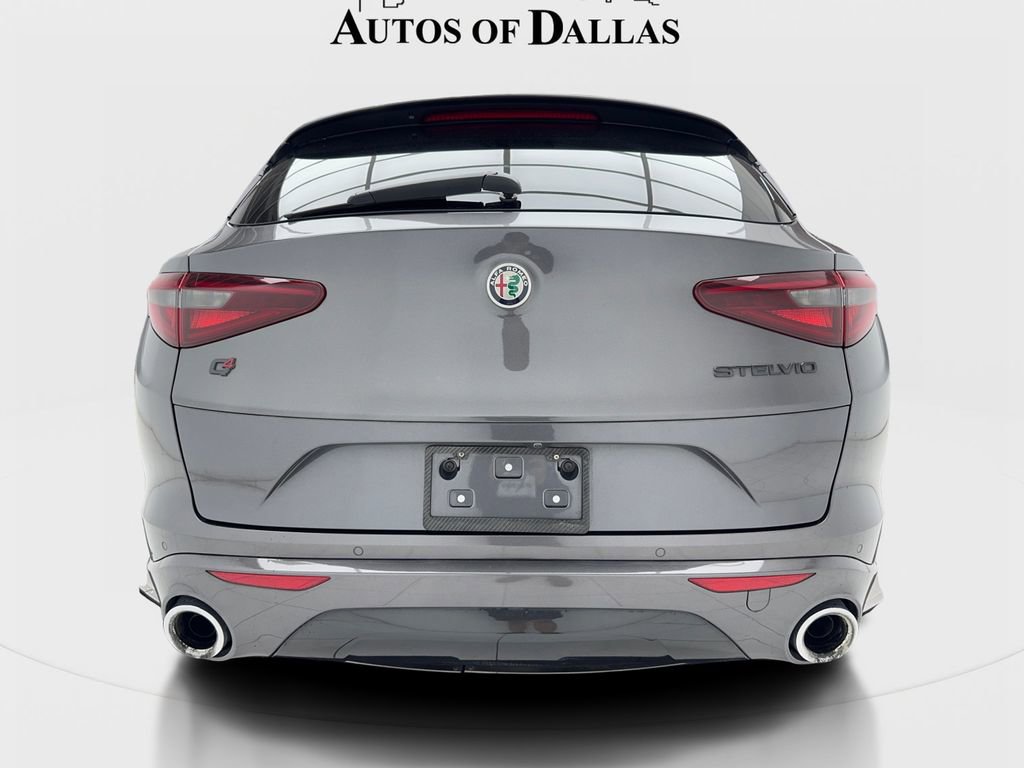 Used 2021 Alfa Romeo Stelvio Ti w/ Nero Edizione image 10