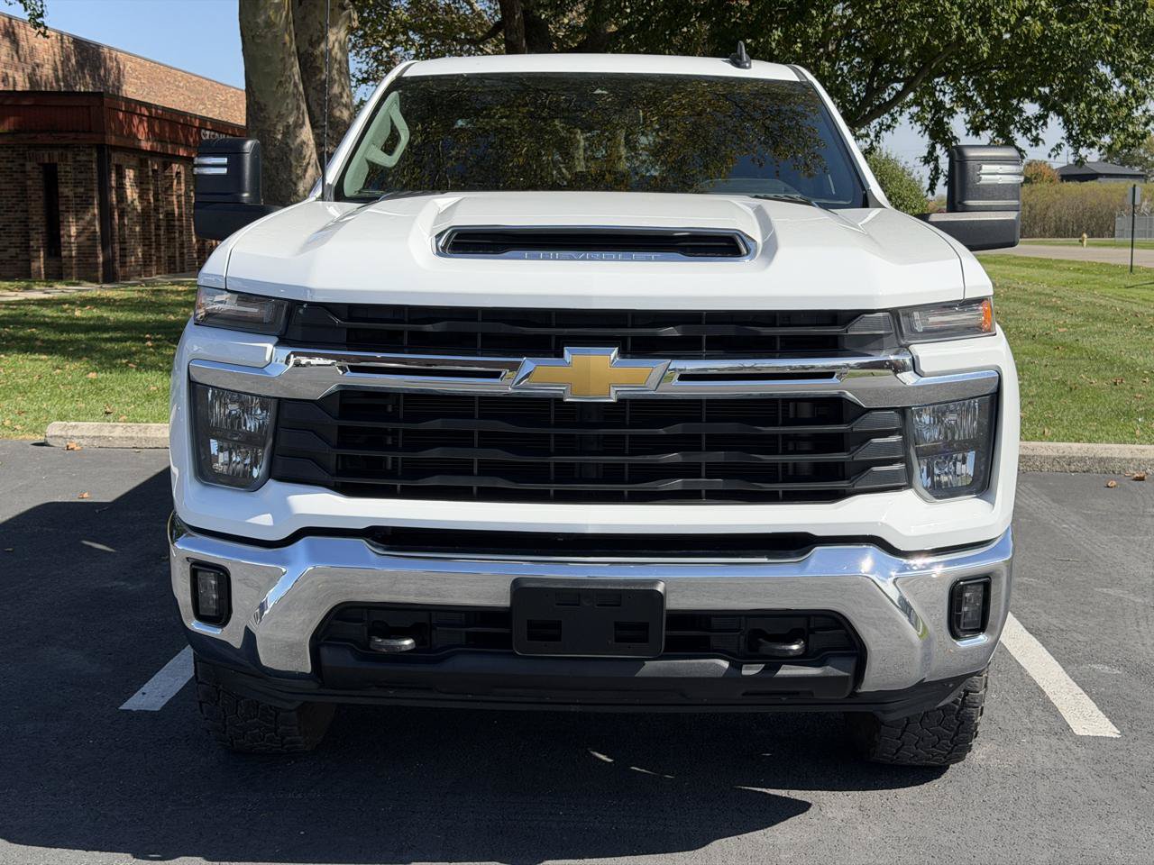 Used 2024 Chevrolet Silverado 3500 LT w/ Convenience Package AWD/4WD image 9