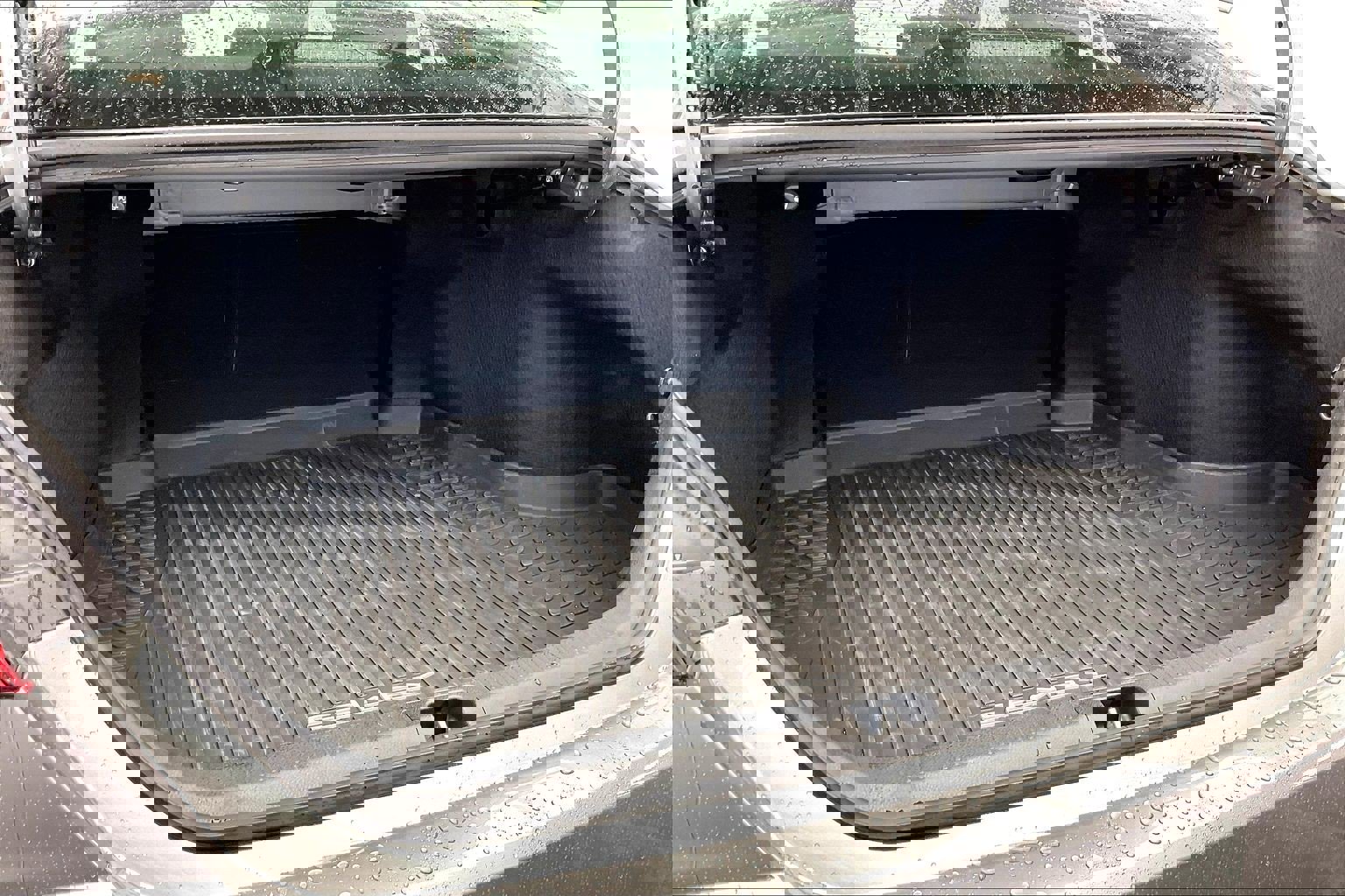 Used 2025 Toyota Camry XLE image 27