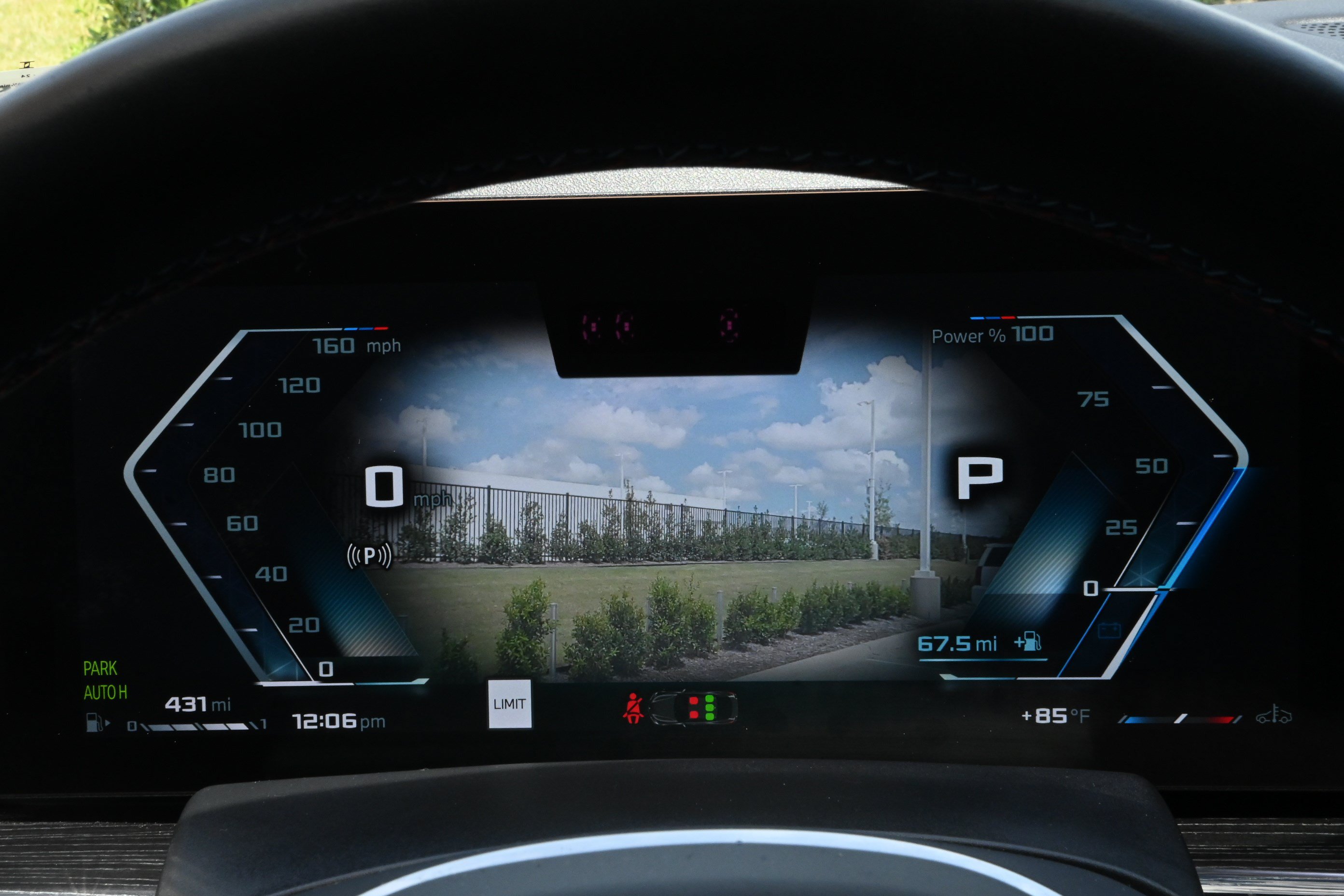 Used 2025 BMW X6 M60i AWD/4WD image 30