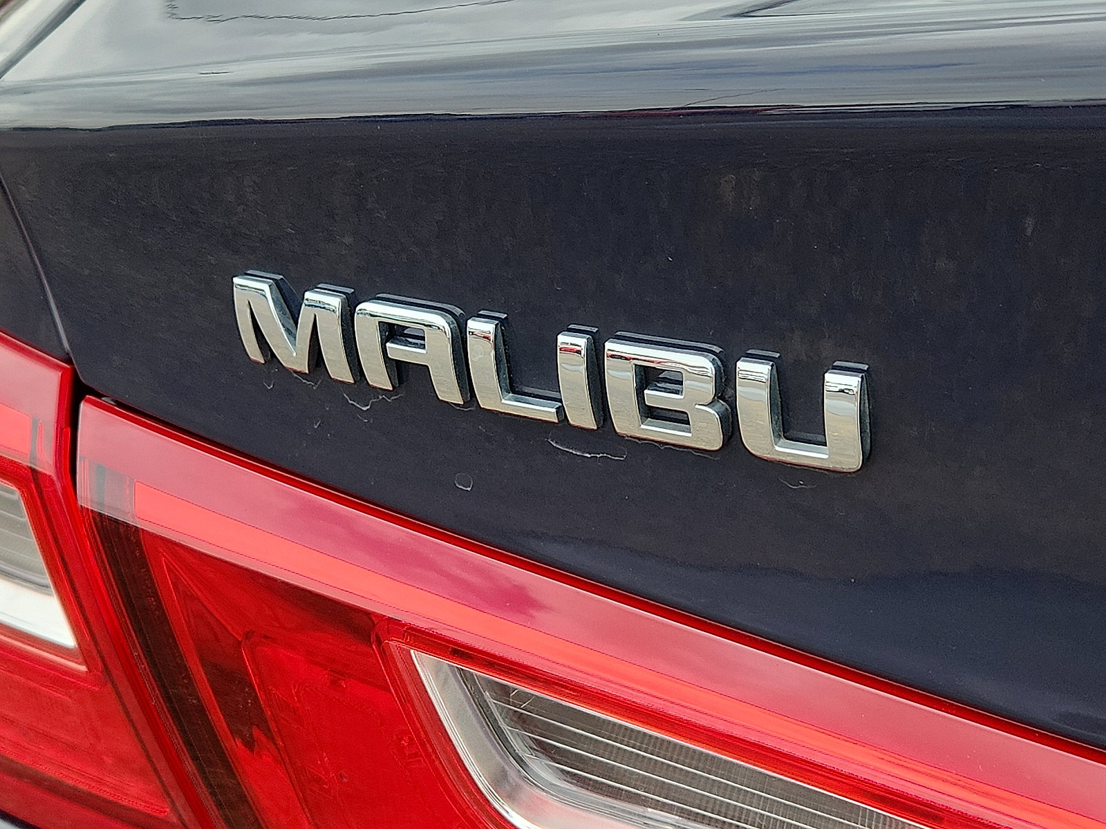 Used 2025 Chevrolet Malibu LT image 7