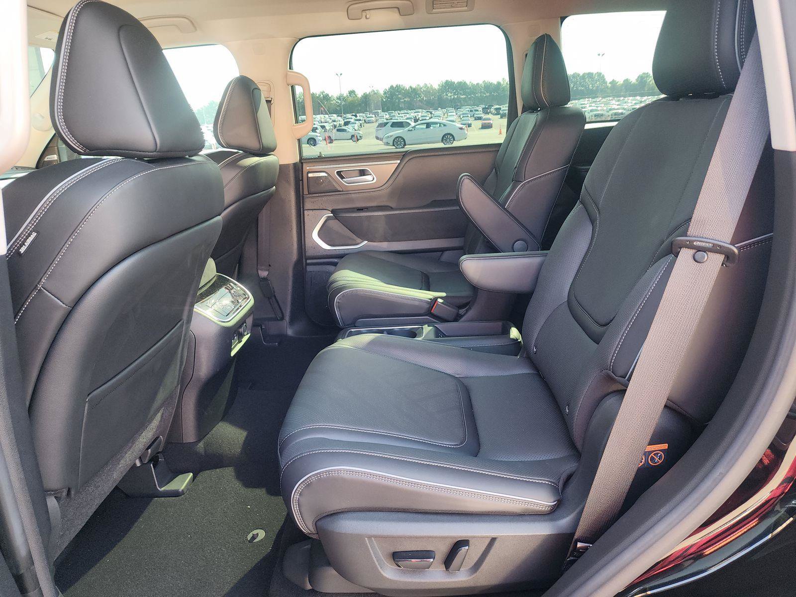 Certified 2024 INFINITI QX60 Luxe FWD image 10