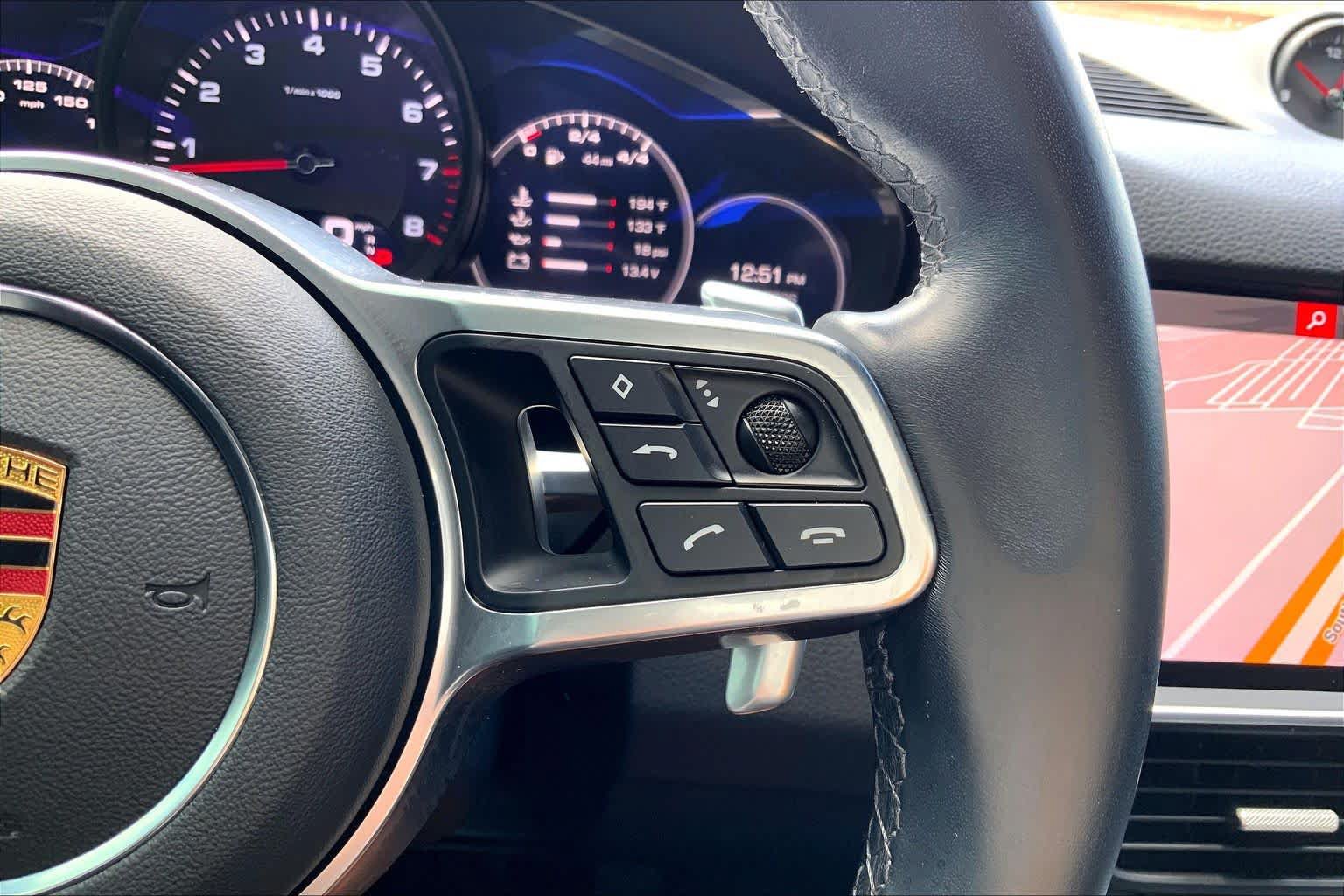 Used 2021 Porsche Cayenne AWD/4WD image 24