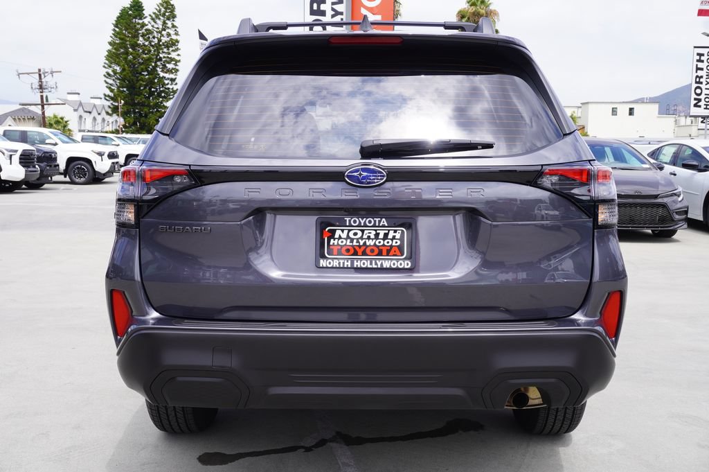 Used 2025 Subaru Forester AWD/4WD image 6
