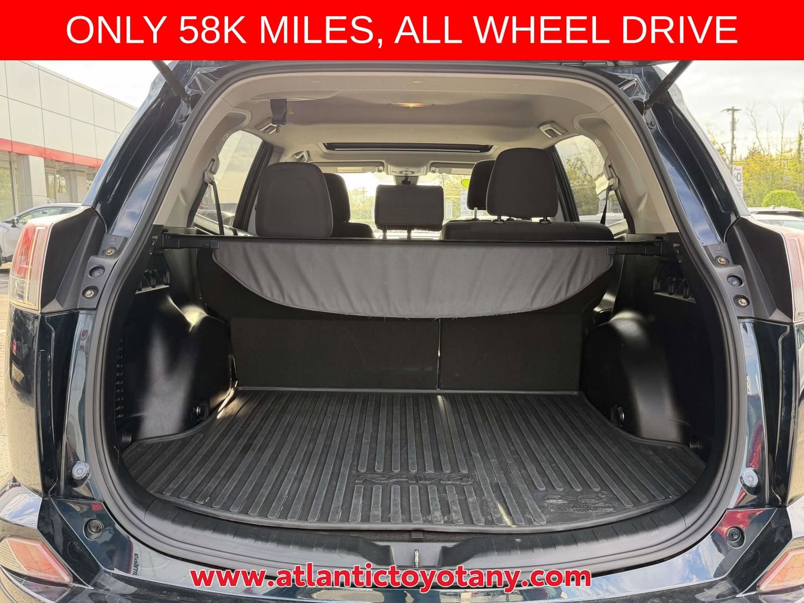 Used 2018 Toyota RAV4 XLE w/ Plus Extra Value Package AWD/4WD image 13