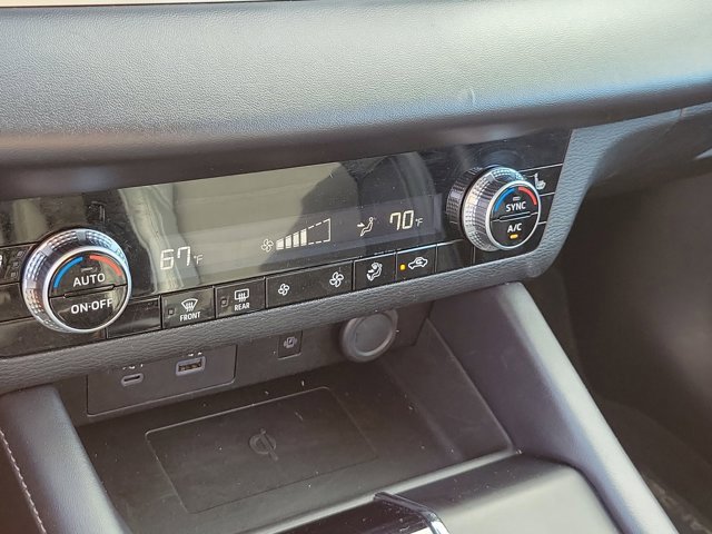 Used 2024 Mitsubishi Outlander SE image 30