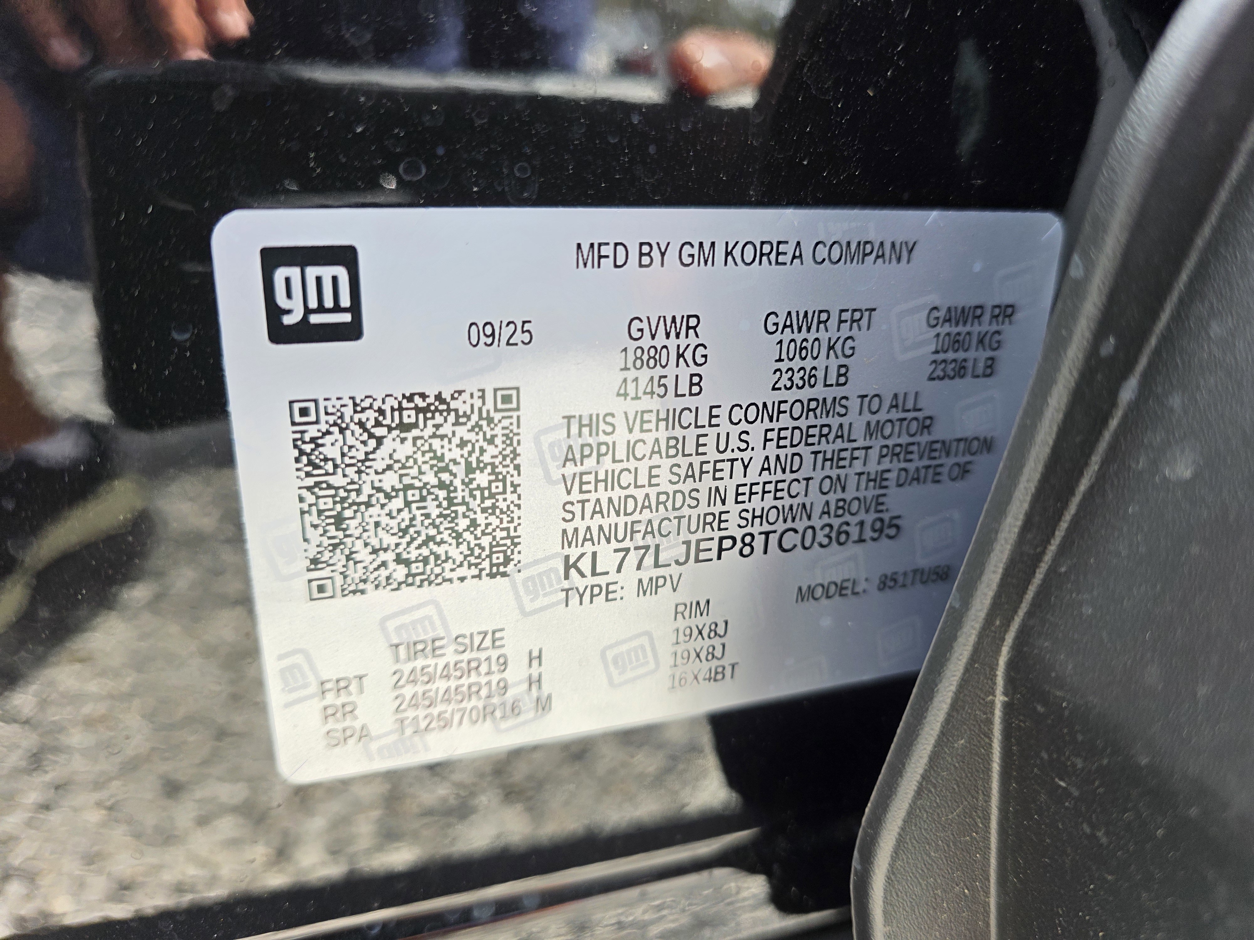 New 2026 Chevrolet Trax RS w/ Sunroof Package image 38