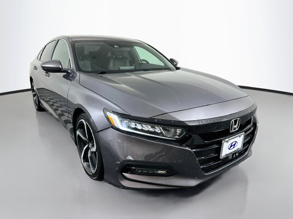 Used 2019 Honda Accord Sport image 3