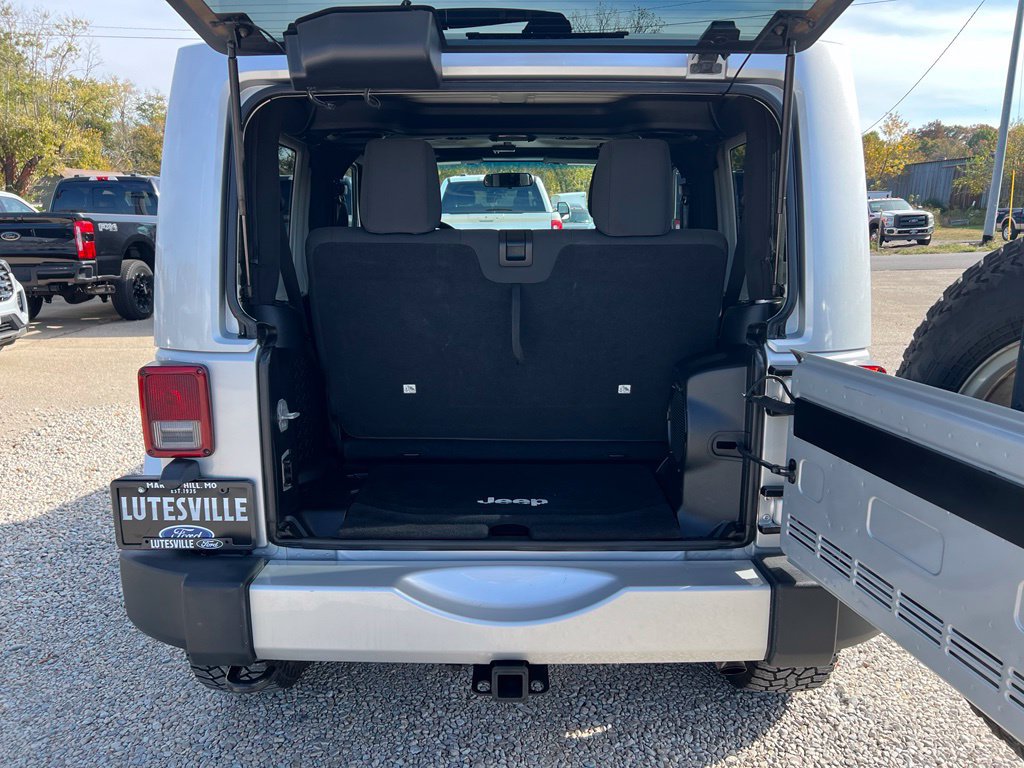Used 2011 Jeep Wrangler Sahara w/ Trailer Tow Group AWD/4WD image 15