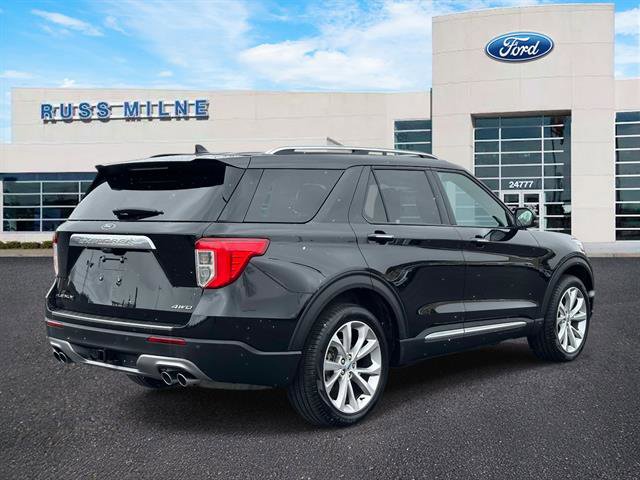 Used 2023 Ford Explorer Platinum w/ Technology Package image 4