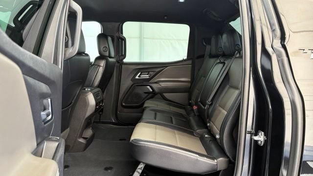 Used 2026 Chevrolet Silverado EV Trail Boss AWD/4WD image 20