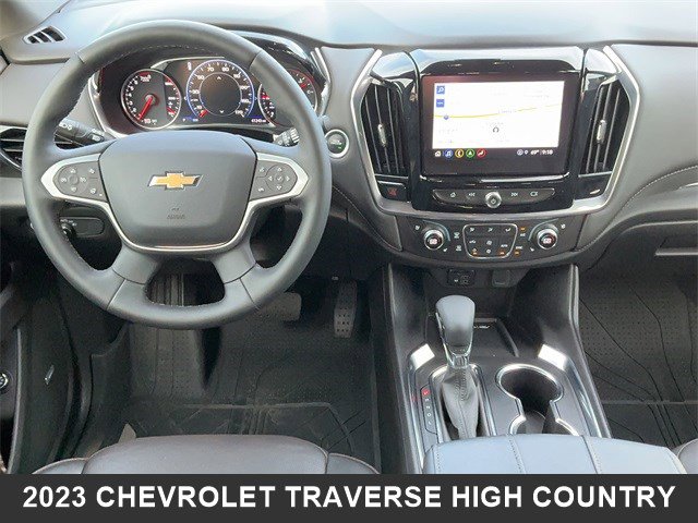 Used 2023 Chevrolet Traverse High Country image 11