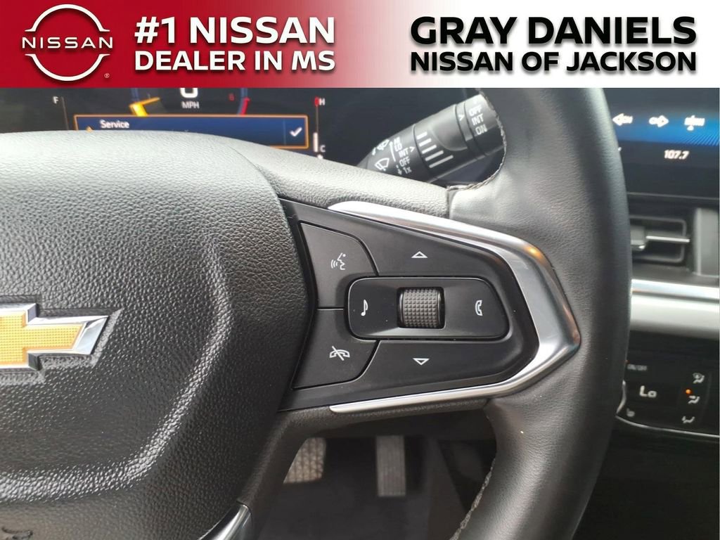 Used 2024 Chevrolet Trax LT w/ Driver Confidence Package FWD image 14