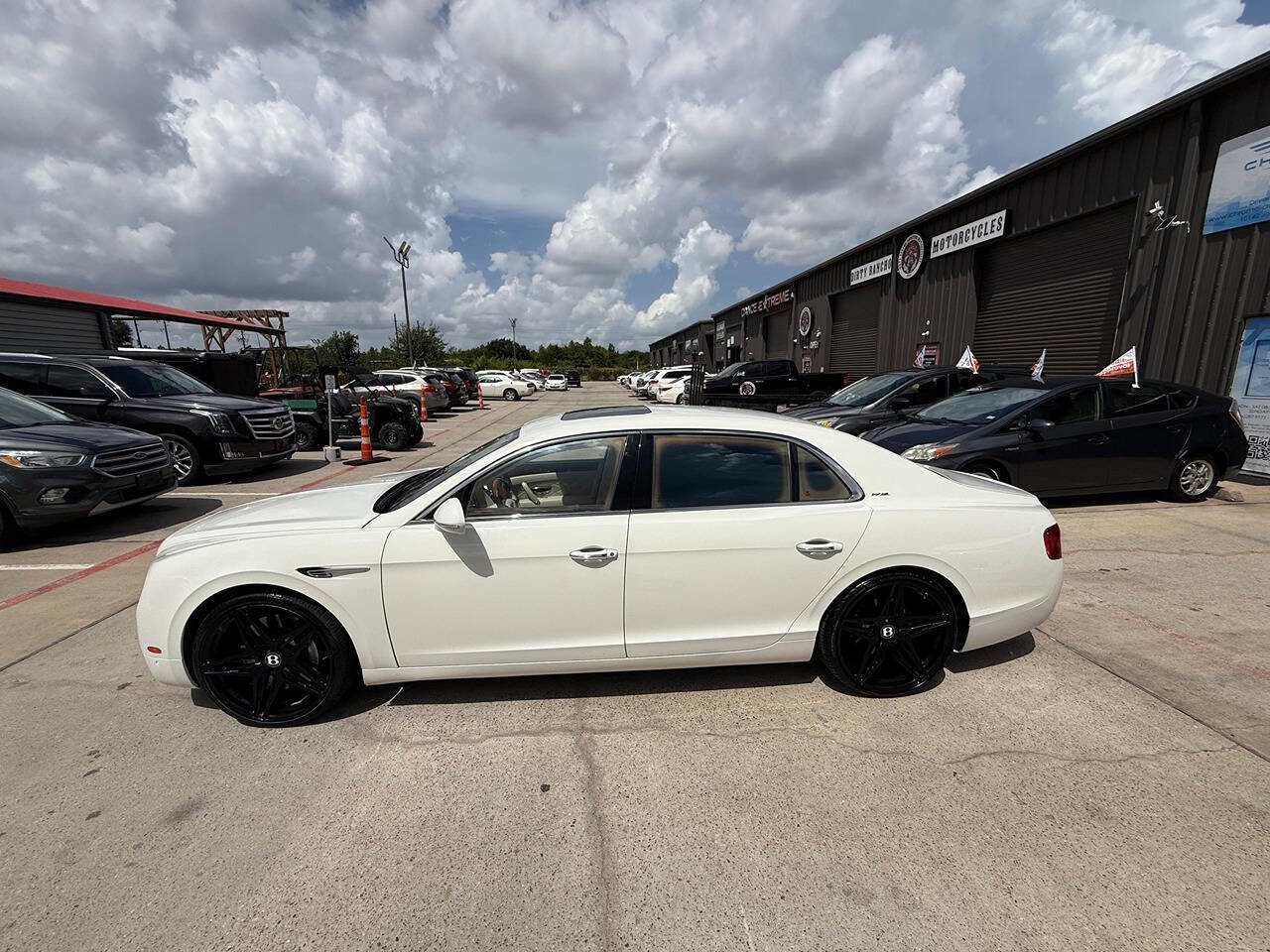 Used 2015 Bentley Flying Spur W12 image 10