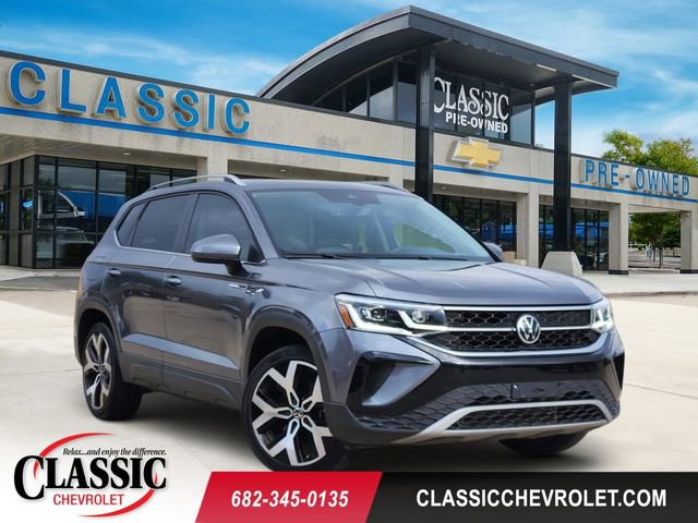 Used 2022 Volkswagen Taos SEL AWD/4WD image 1