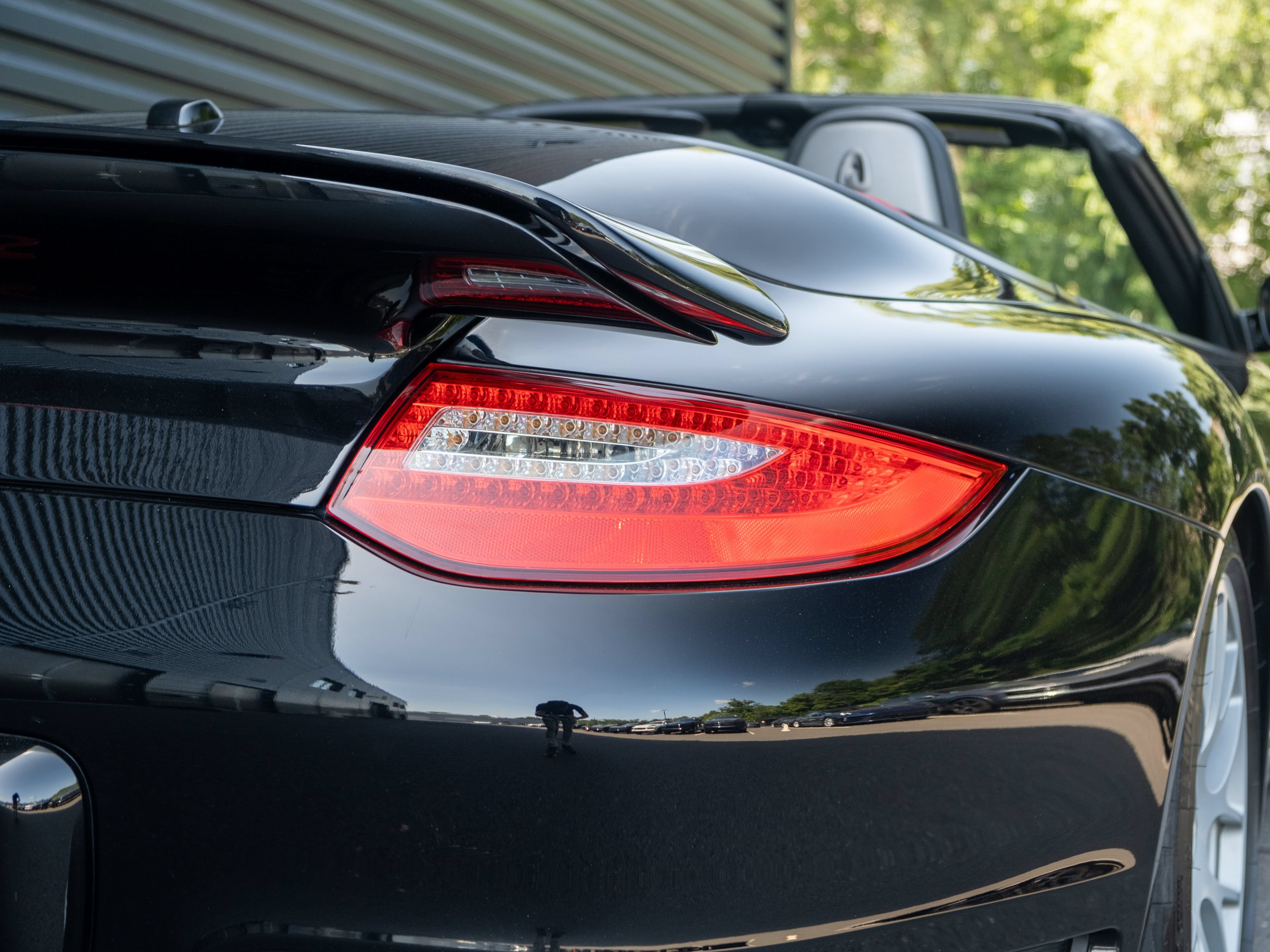 Used 2011 Porsche 911 Turbo S AWD/4WD image 21