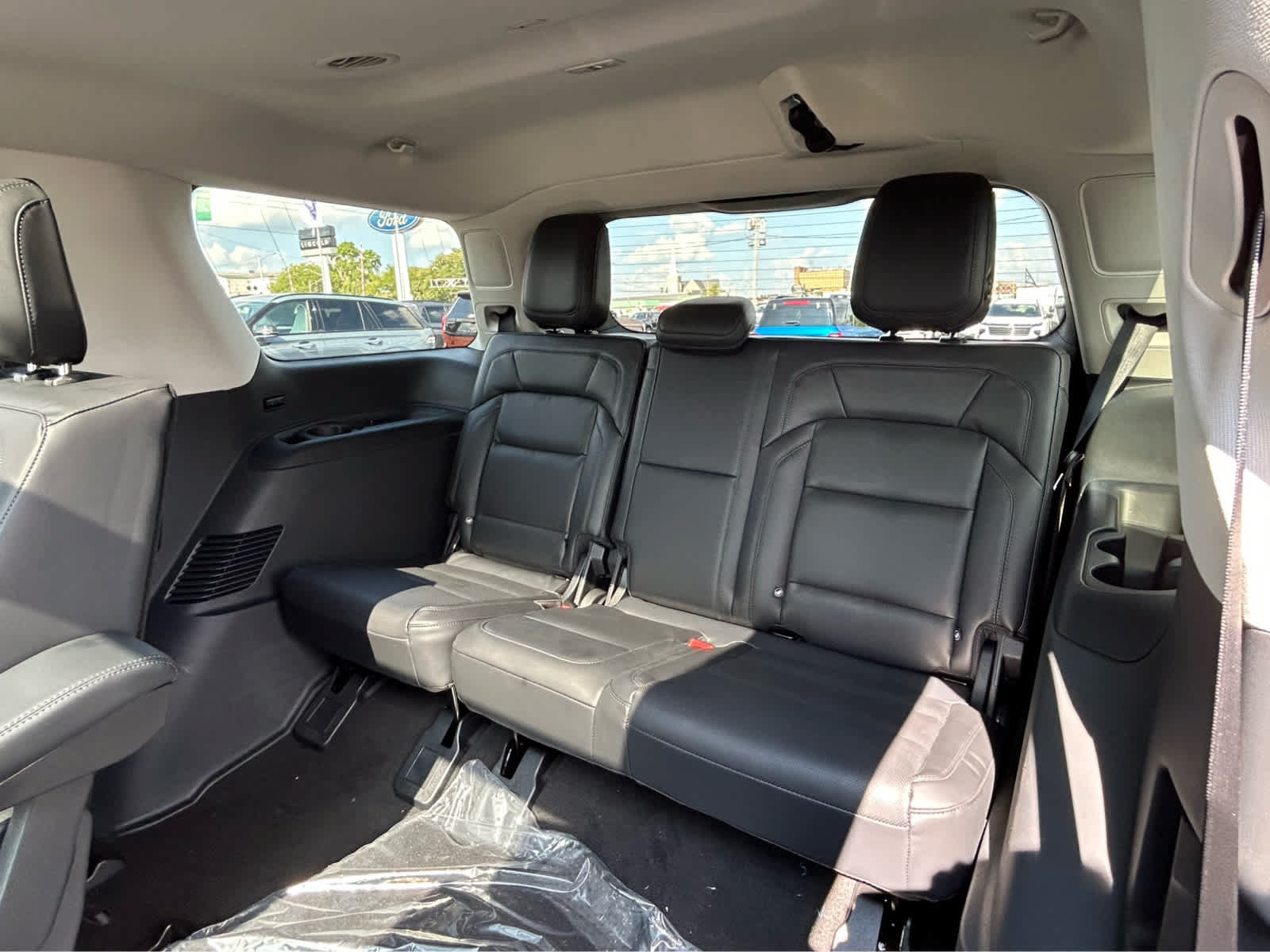 New 2027 Lincoln Navigator Reserve AWD/4WD image 12