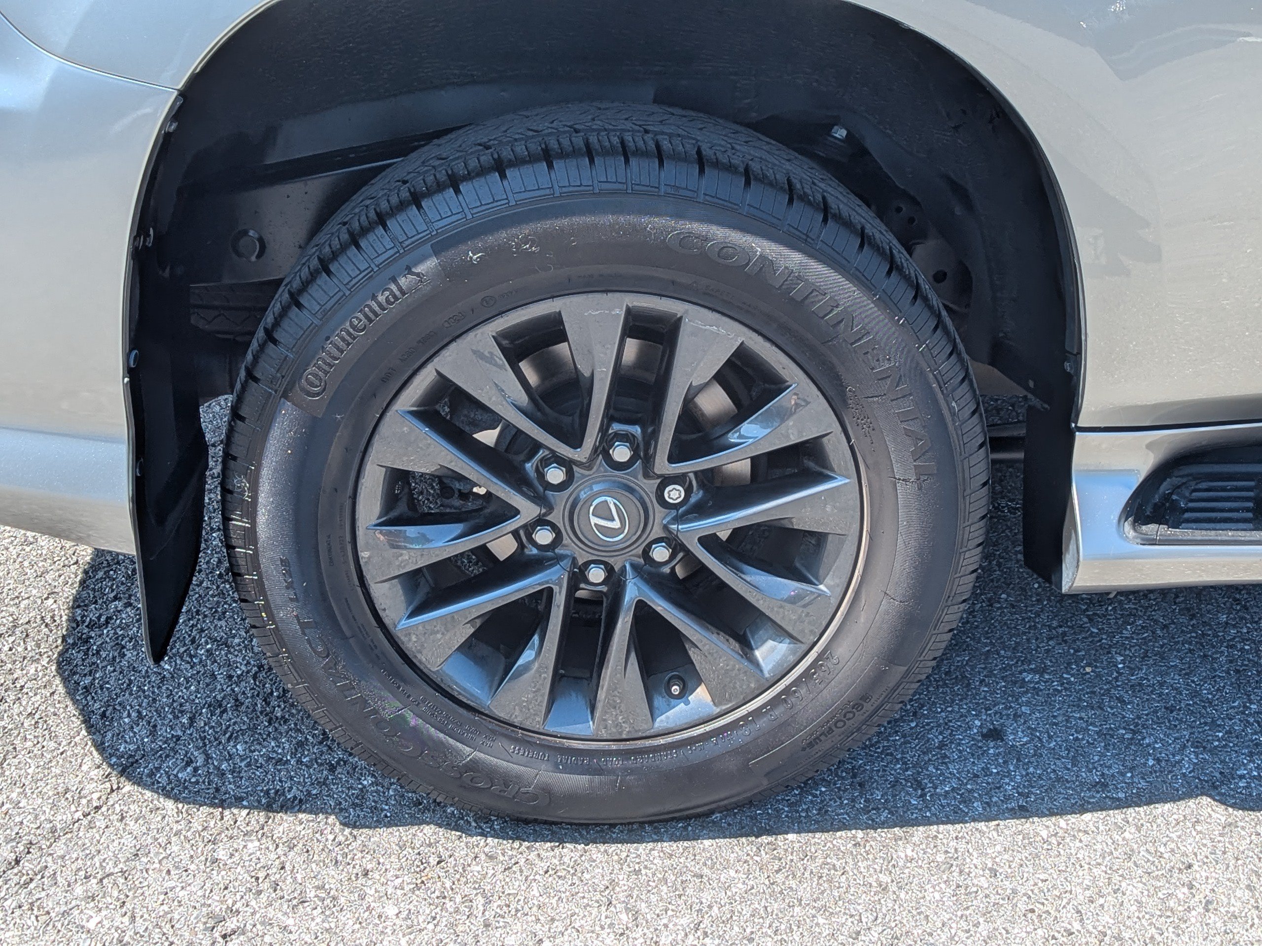 Used 2020 Lexus GX 460 Premium w/ Premium Package AWD/4WD image 9