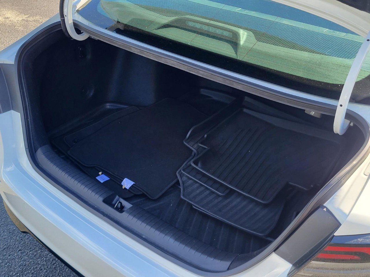 Certified 2023 Honda Accord EX-L image 4