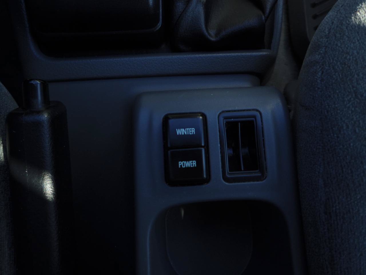 Used 2001 Isuzu Rodeo LS AWD/4WD image 18