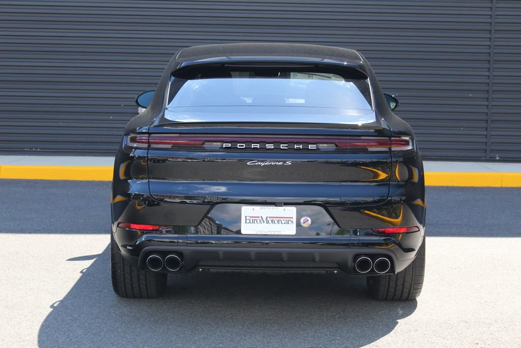 New 2026 Porsche Cayenne S image 7