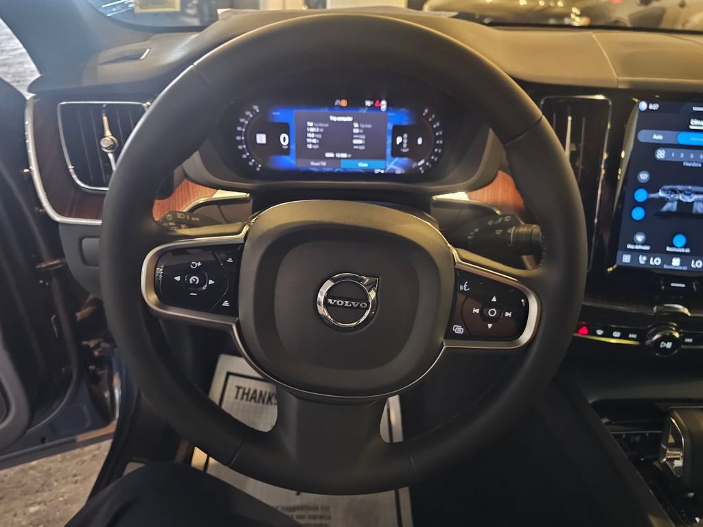 Certified 2023 Volvo XC60 B5 Plus w/ Climate Package AWD/4WD image 20