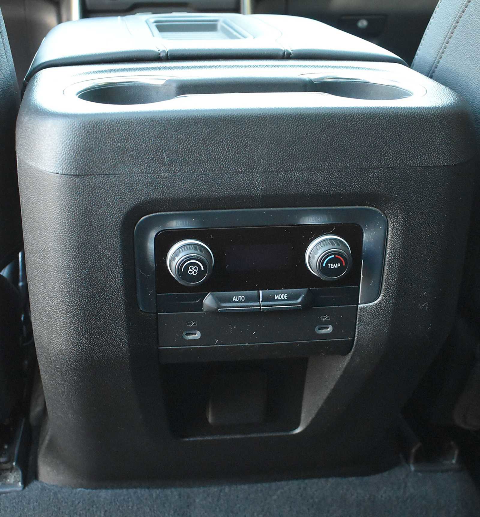 Used 2023 Chevrolet Tahoe LT image 11