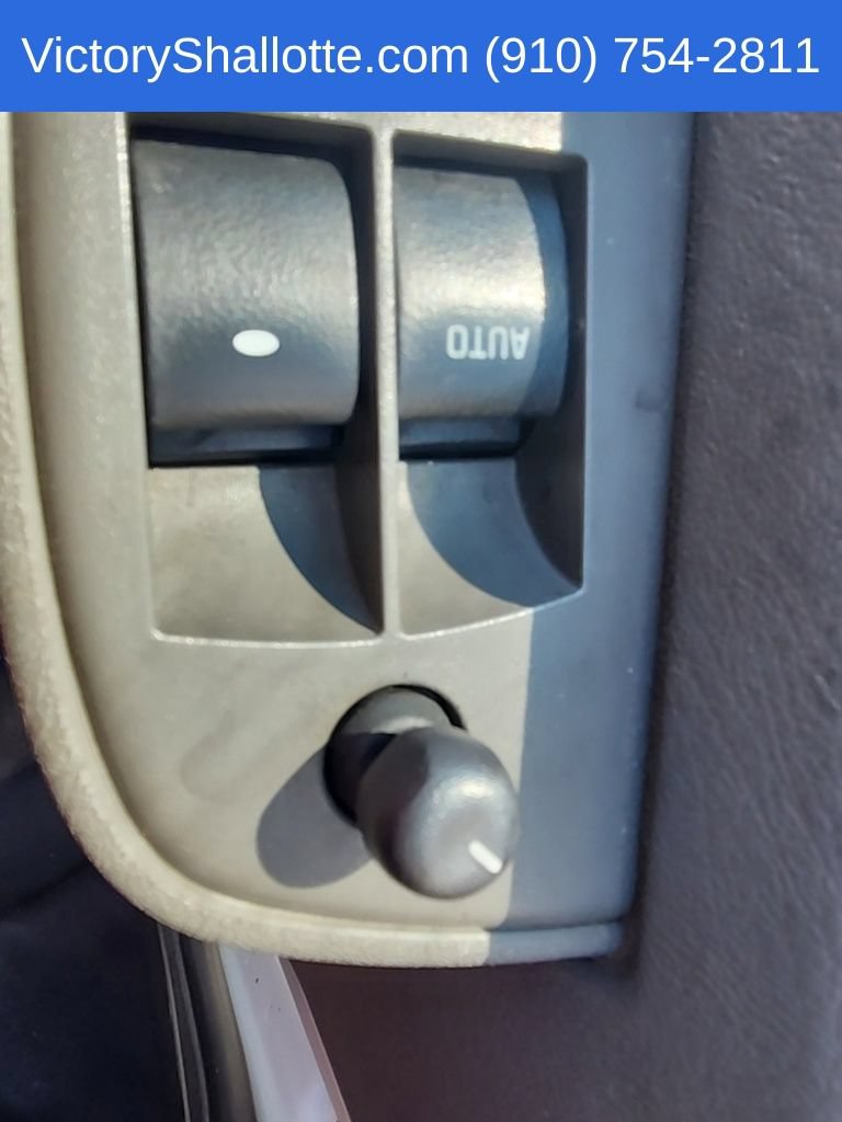 Used 2020 Chevrolet Express 2500 w/ Safety Package RWD image 17
