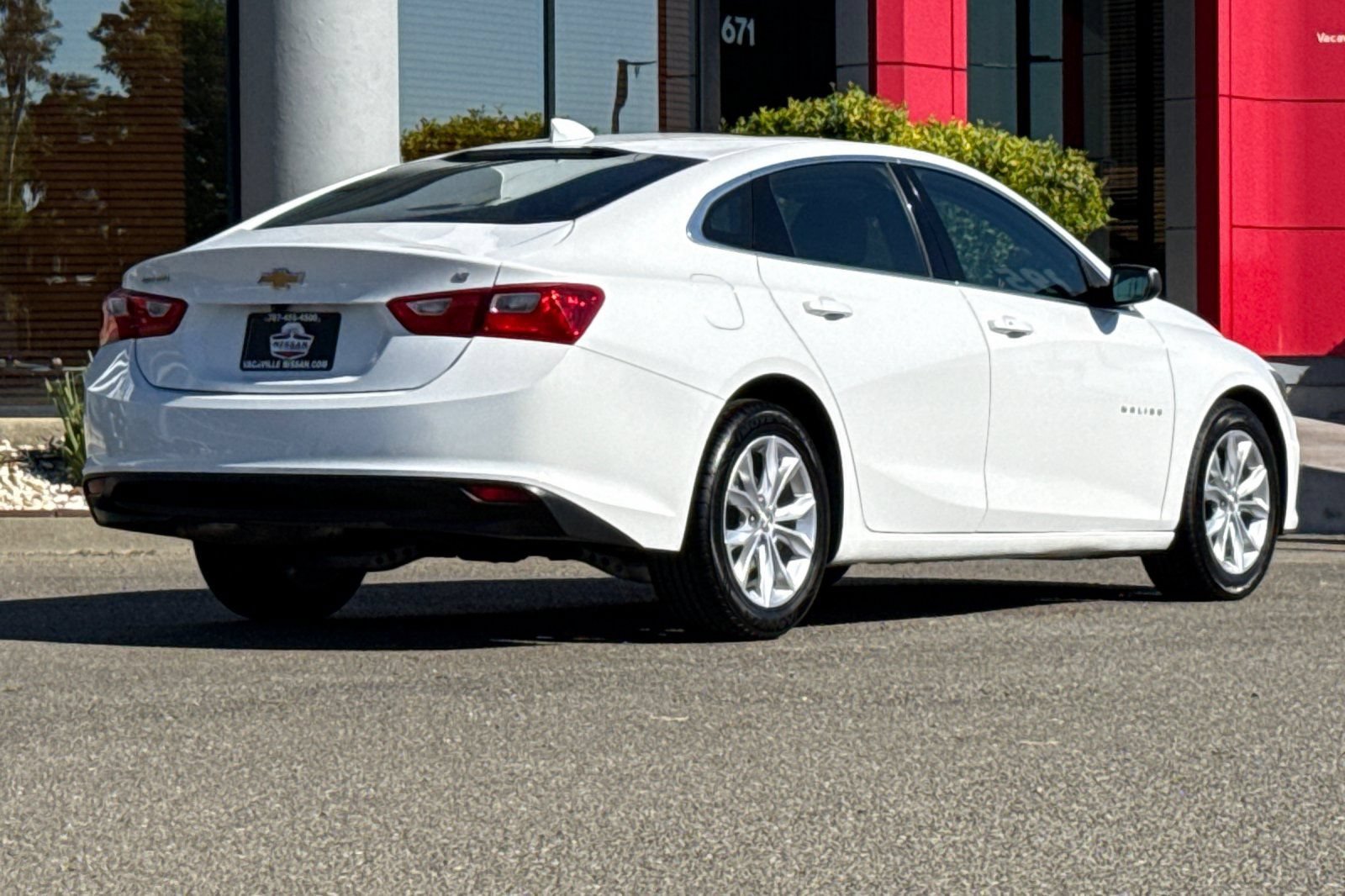 Used 2023 Chevrolet Malibu LT FWD image 5