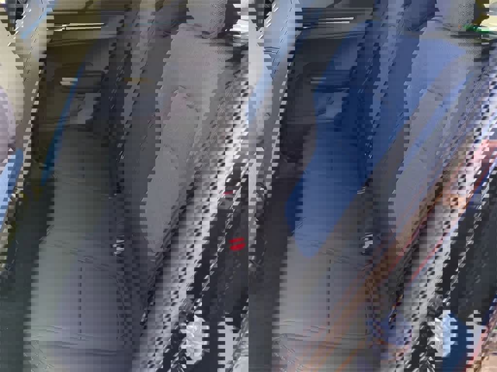 New 2025 Volvo EX30 Plus w/ Protection Package Premier image 18