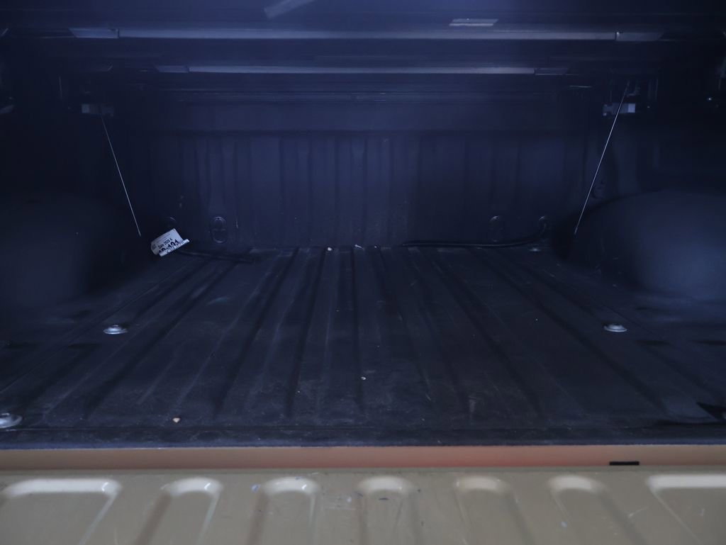 Used 2023 Chevrolet Express 3500 LS image 26