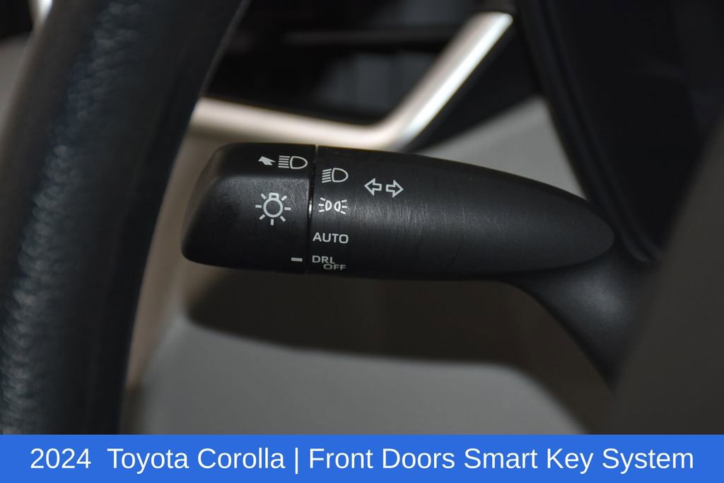 Used 2024 Toyota Corolla LE w/ LE Convenience Package image 11