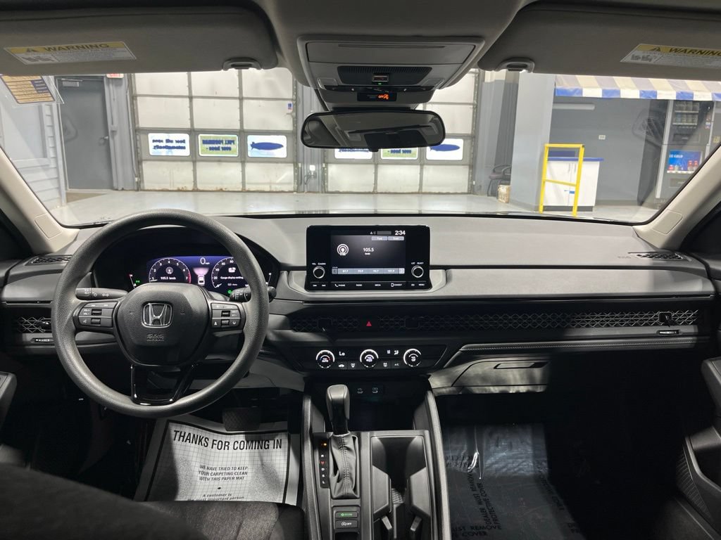 Used 2025 Honda Accord LX image 30