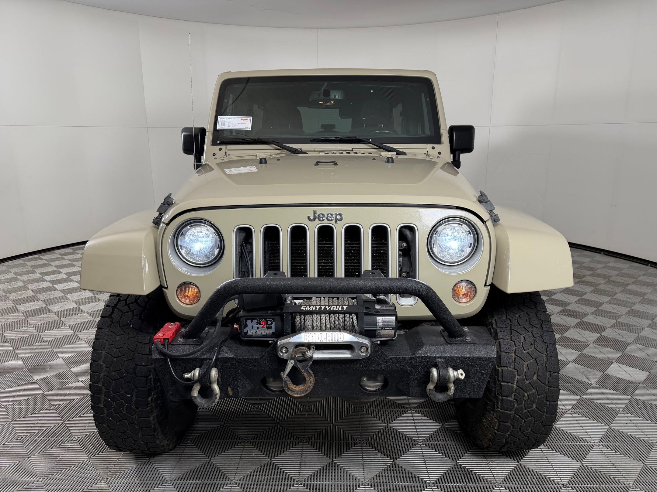 Used 2017 Jeep Wrangler Unlimited Sahara w/ Connectivity Group AWD/4WD image 6