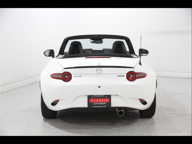Certified 2024 MAZDA MX-5 Miata Club RWD image 20