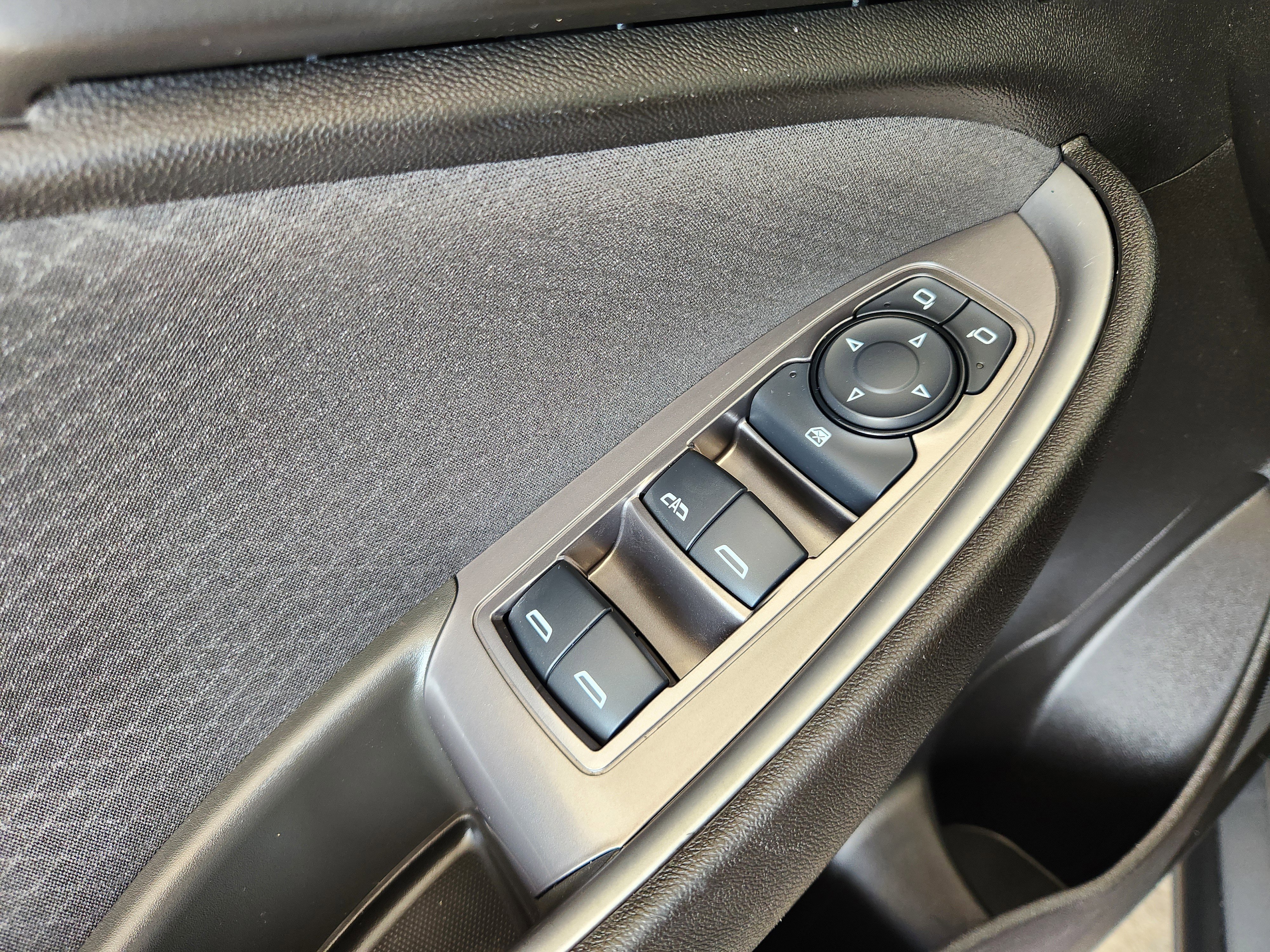 Used 2024 Chevrolet Malibu LT FWD image 25