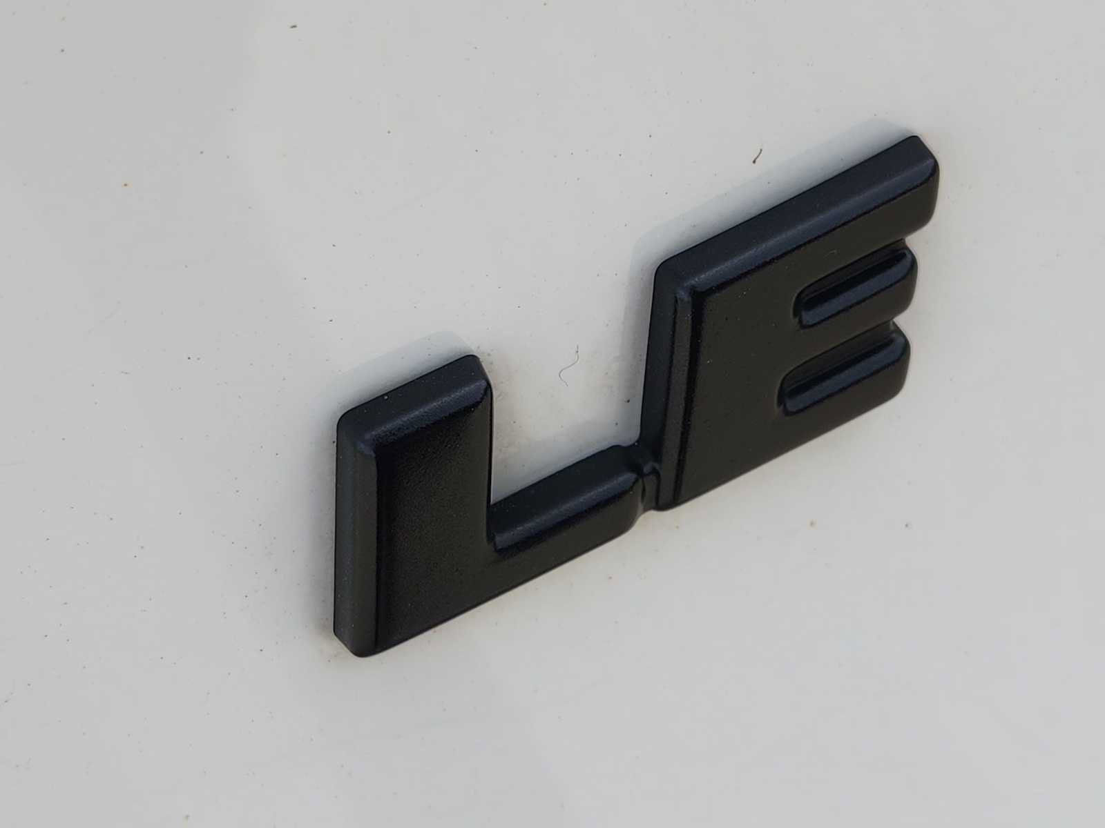 Used 2021 Toyota RAV4 LE FWD image 12